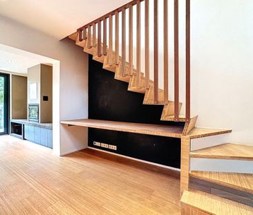 Maison rénovée (+-196m²) - 3 chambres avec terrasse et jardin. - Photo 2
