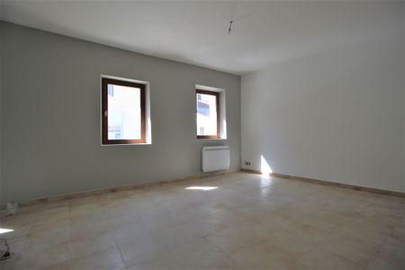 VILLEDIEU - Maison de village rénovée avec climatisation - Photo 3