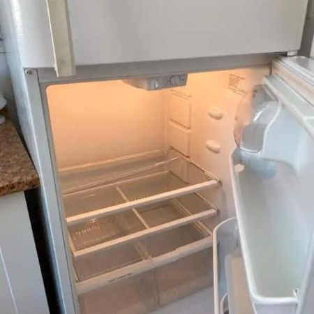 2 CH - 1 SDB - Sainte-Anne-de-Bellevue - $1,329 /mo - Photo 3