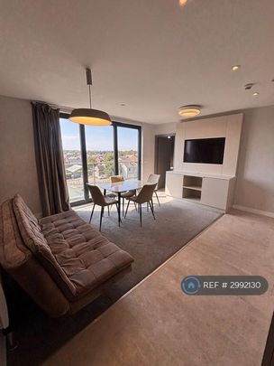 2 bedroom flat to rent - Photo 1