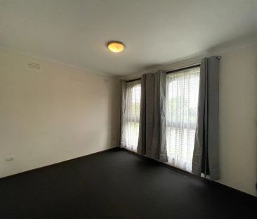Updated 2 bedroom apartment - Photo 1