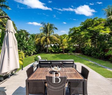 Miami, Maison 3 Chambres - 154 m² en location - Photo 3