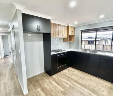 Executive Living & Rural Views on the Edge of Town - Photo 5