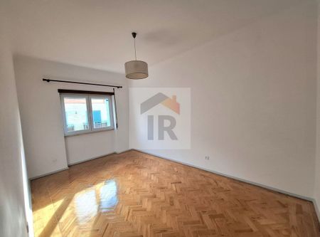 Caldas da Rainha, Leiria - Photo 2