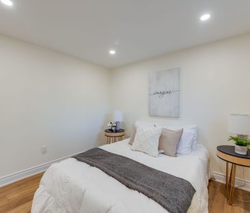 For Lease - 8 Clearview Heights, Toronto, Ontario - Photo 1