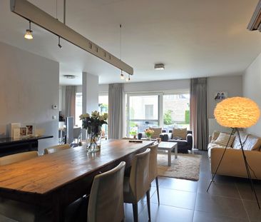 Moderne gezinswoning met 3 SLK, garage en tuin - Photo 2