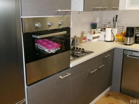 Pronájem bytu 2+kk 57 m2 - Fotografie 5