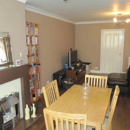 2 bedroom house to rent - Photo 1