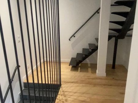 Location Appartement 3 pièces 70 m2 à Neuville-Saint-Amand - Photo 3