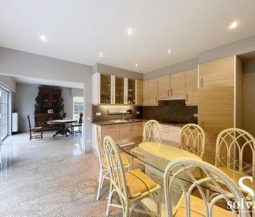 Zeer mooie villa op rustige ligging.Luxe afwerking, allé vloeren in... - Photo 5