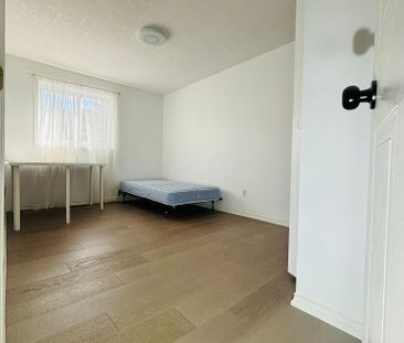 For Lease - 327 Cornridge Place, Waterloo, Ontario - Photo 1