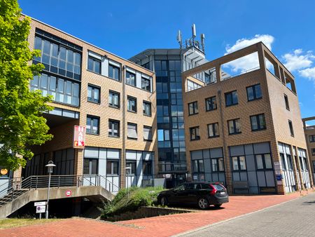 Repräsentative Büroetage in verkehrsgünstiger Toplage von 19061 Schwerin-Krebsförden - Photo 5