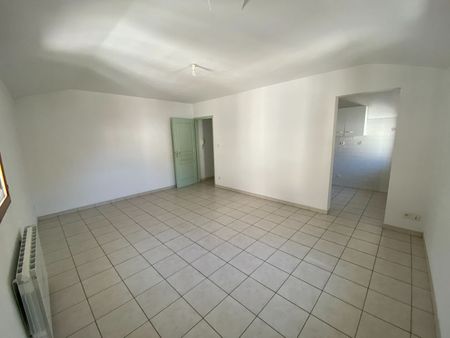 Location appartement 3 pièces, 67.27m², Castelnaudary - Photo 4