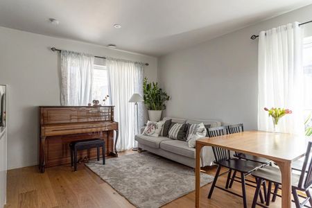 Stenkolsgatan, Eskilstuna - Photo 2