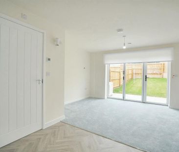 2 bedroom semi-detached house to rent - Photo 1