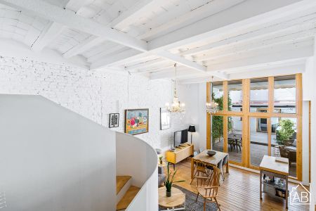 Wonderful 2 Bedroom Apartment With Private Terrace and Jacuzzi - Photo 3