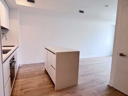 For Lease - 4015 The Exchange N/A Unit# 1406, Mississauga, Ontario - Photo 3