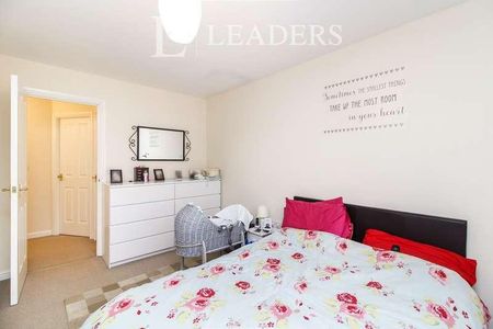 Appletrees Crescent, Bromsgrove, Worcestershire, B61 - Photo 5