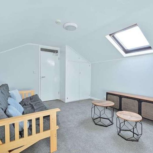 Bushey, Bushey, WD23 - Photo 1