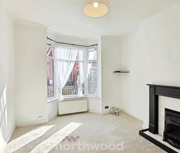 3 bedroom end of terrace house to rent - Photo 1