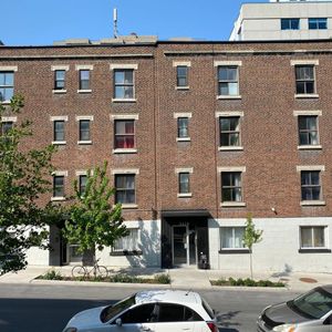 Bachelor (2.5) - 3429-3431 Rue St-Andre, Montréal - Photo 2