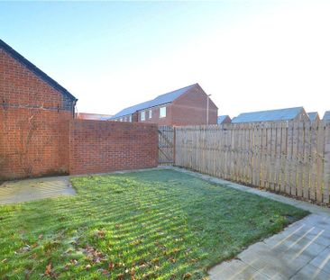 3 bedroom semi-detached house to rent - Photo 4