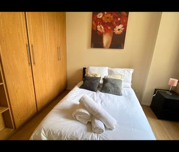 Studio Flat, Kings Road, SW10 - Photo 3