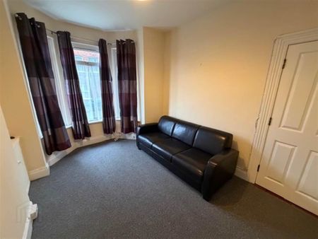 18 Ridgeway Street, Stranmillis, Belfast, BT9 5FB - Photo 2