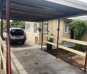 Two-Bedroom Home in Prime Mount Stuart Location - Photo 4
