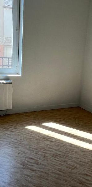 Location Appartement 2 pièces 26m² CLERMONT FERRAND 63000 - Photo 1