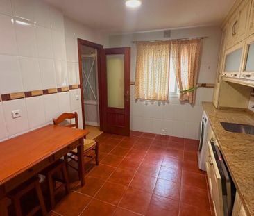 Apartamento de alquiler en Avenida Avenida de la Puerta del Mar, 46... - Photo 4