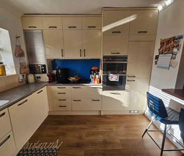 2 Bed Maisonette, London, E14 - Photo 1