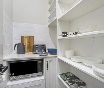 Warm & Welcoming Family Home with Quality Finishes - Photo 4