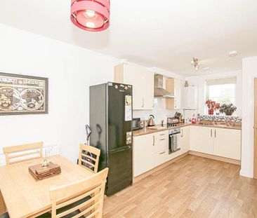 3 bedroom terraced house to rent - Photo 6