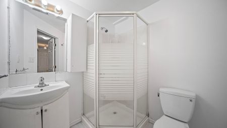 For Lease - 128 Breton Avenue Unit# Lower, Mississauga, Ontario - Photo 4