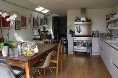 3 Bed Terraced House, Mortimer Road, NW10 - Photo 4