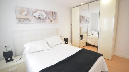 Room in a shared 3-bedroom apartment for rent in Santander. - Foto 3
