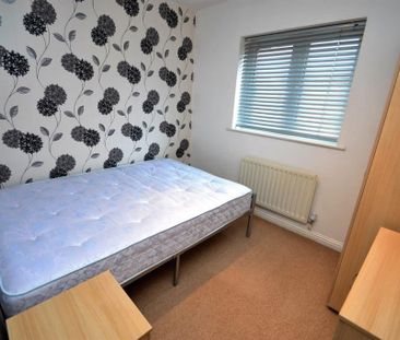 4 bedroom townhouse to rent - Photo 6