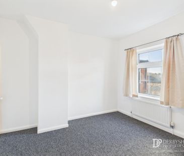 2 Bedroom Terraced House - Photo 2