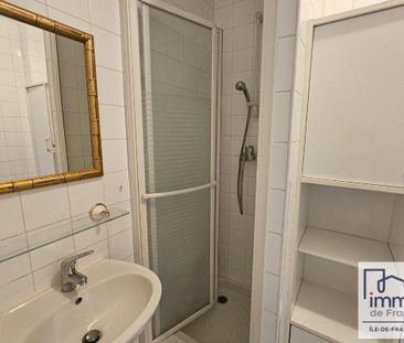 Location appartement chambre 1 pièce 26 m² à Rocquencourt (78150) P... - Photo 1