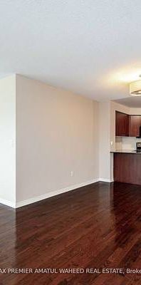 Finch/Yonge-Beauty!Freshly Painted 1056 sqft 2Bd+Den 2Pkg &Locker - Photo 1