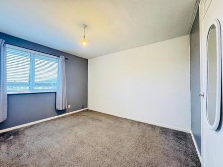 13 Rathfern Way, Rathfern, Newtownabbey, BT36 6BX - Photo 5