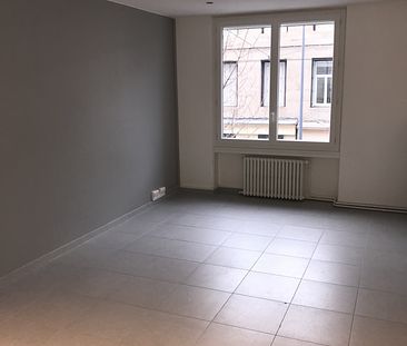 : Appartement 42 m² à Saint-Étienne - Photo 1