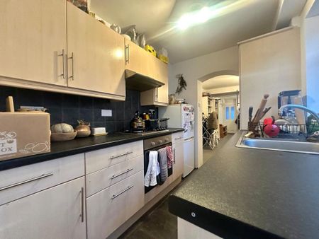 2 bedroom terraced house to rent - Photo 5