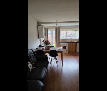 3 Bed Semi-Detached House, Bankwell Street, M15 - Photo 5