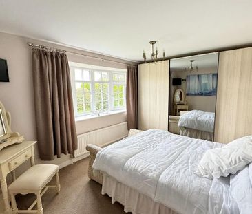 2 bedroom detached bungalow to rent - Photo 4