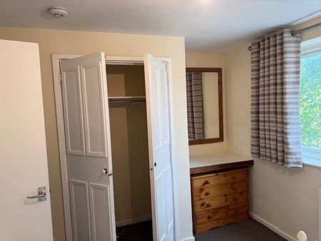 1 Bed Flat, Chichester Road, CR0 - Photo 4