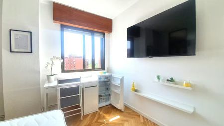 Calle Herencia, Madrid, Community of Madrid 28037 - Photo 5