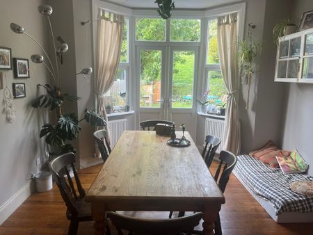 Room in a Shared House, Palmerston Crescent, N13 - Photo 2