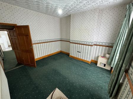 3 bedroom terraced house to rent - Photo 5